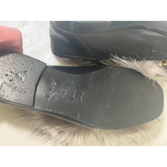 Louis Vuitton Prime Time Black Leather Gold Chain Logo fur Loafers Flats - Picture 7 of 16